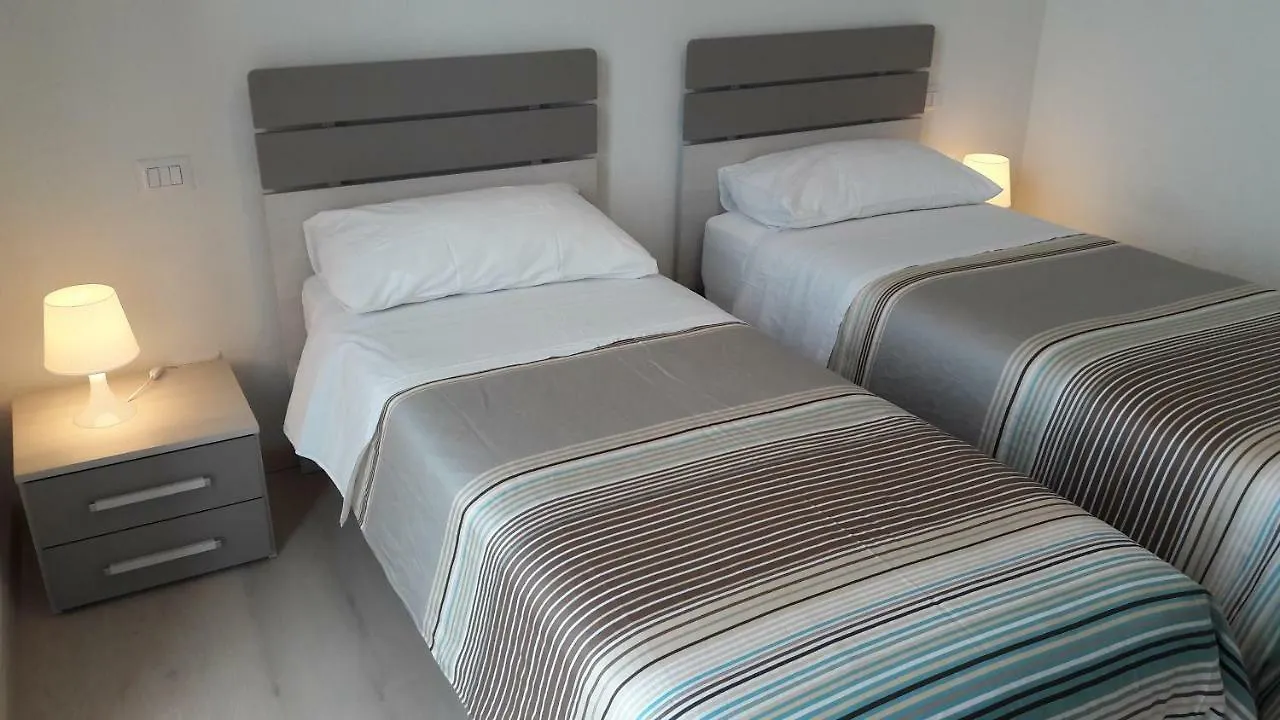 Residenza Lux Fronte Mare Apartment Vado Ligure